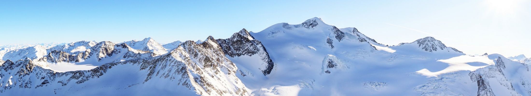 sommets-hiver-adobestock-315199908-2240